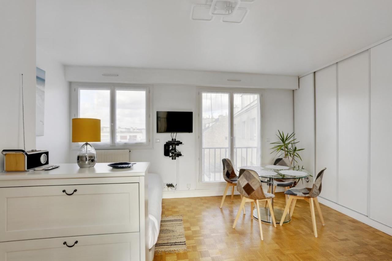 Le Nid Du Roi - Appartement Terrasse - Wersal Zewnętrze zdjęcie